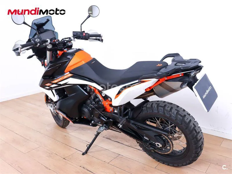 KTM 890 – Vista 8