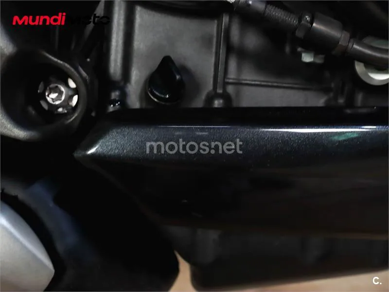 Triumph Street Triple – Vista 18