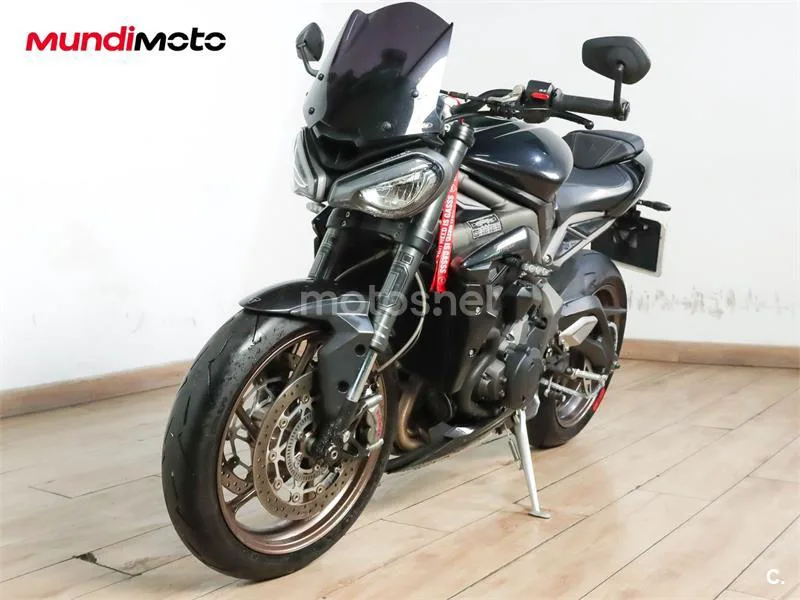 Triumph Street Triple – Vista 7