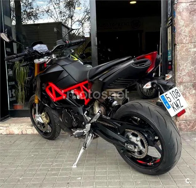 Aprilia Dorsoduro 900 – Vista 5