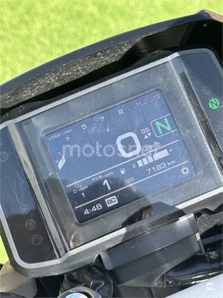 Yamaha MT-09 – Vista 7
