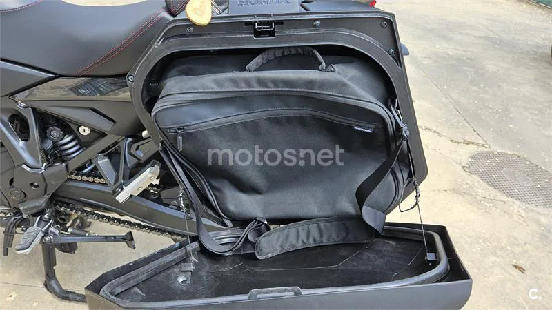 Honda NT1100 – Vista 5