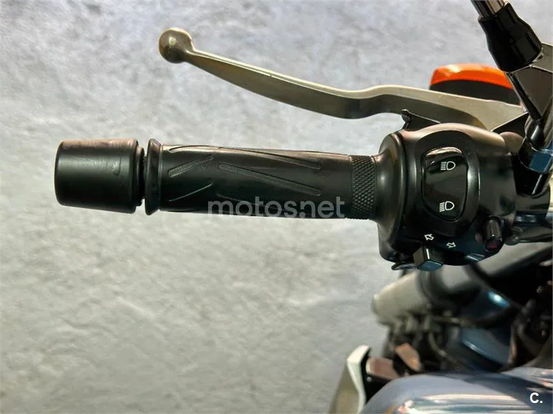 Yamaha FZ6 – Vista 11