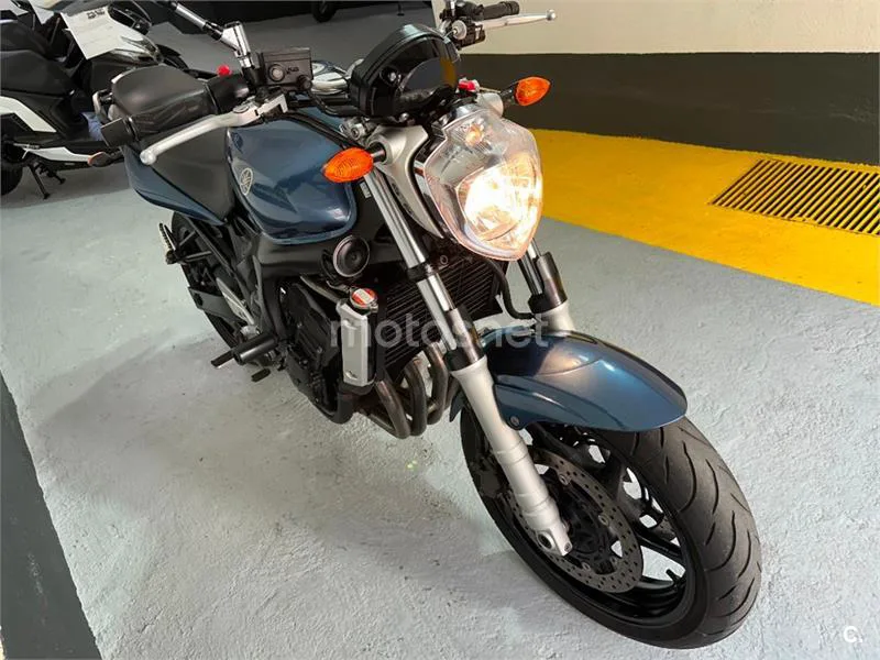 Yamaha FZ6 – Vista 23