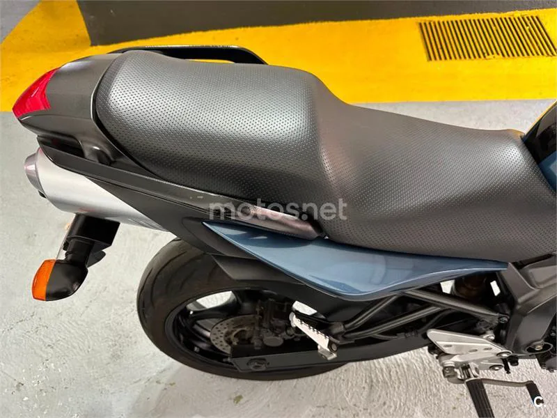 Yamaha FZ6 – Vista 7