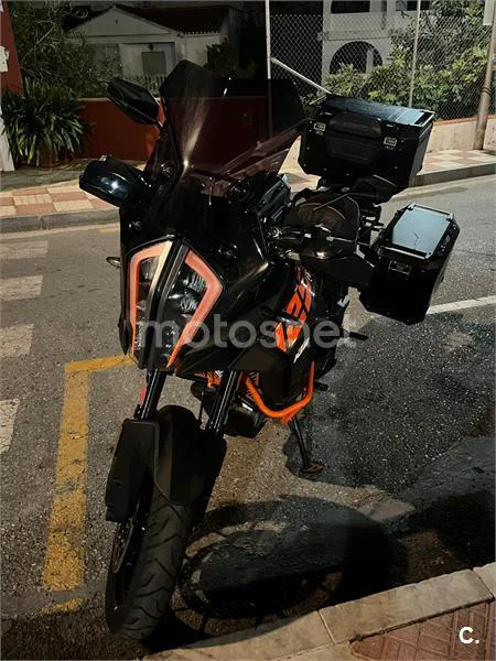 KTM 1290 Super Adventure – Vista 3