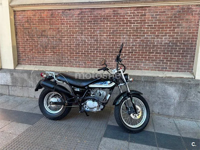 Suzuki VanVan 125 – Vista 3