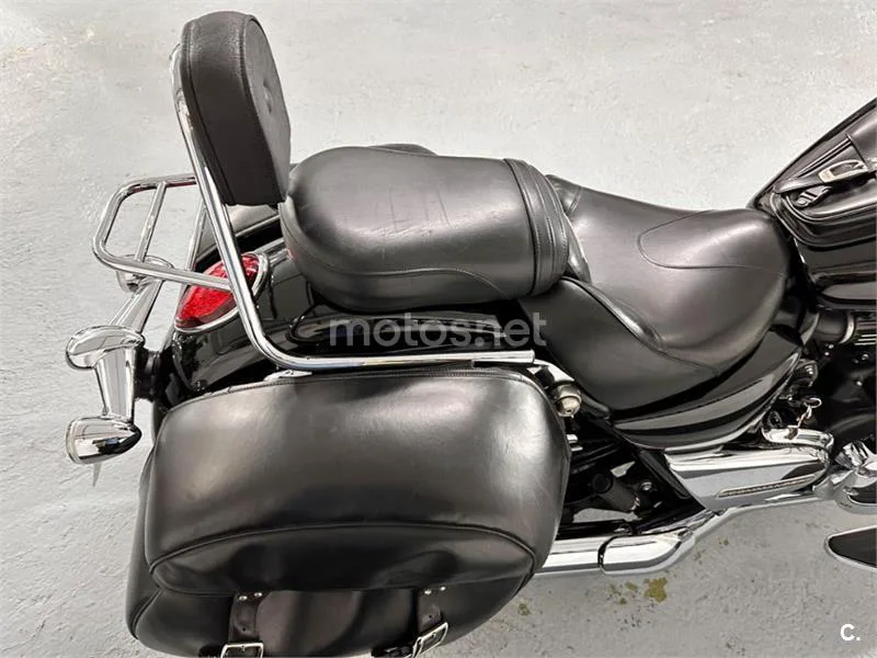 Triumph Thunderbird Commander – Vista 15