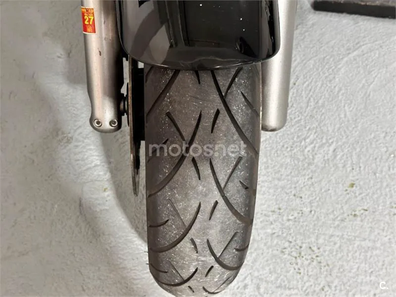 Triumph Thunderbird Commander – Vista 19