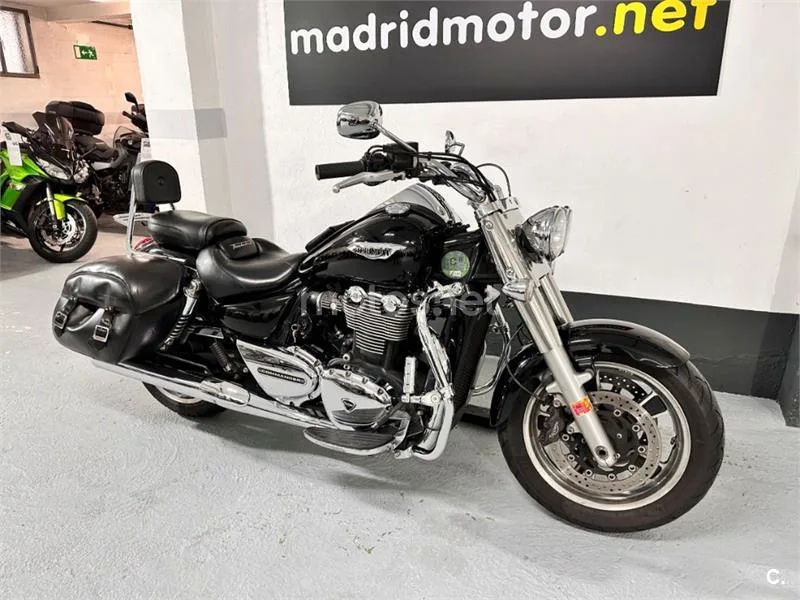 Triumph Thunderbird Commander – Vista 3