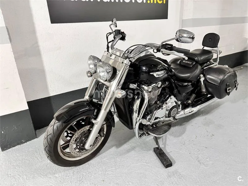 Triumph Thunderbird Commander – Vista 4