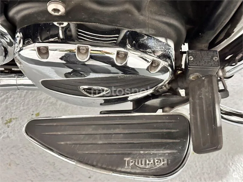 Triumph Thunderbird Commander – Vista 35