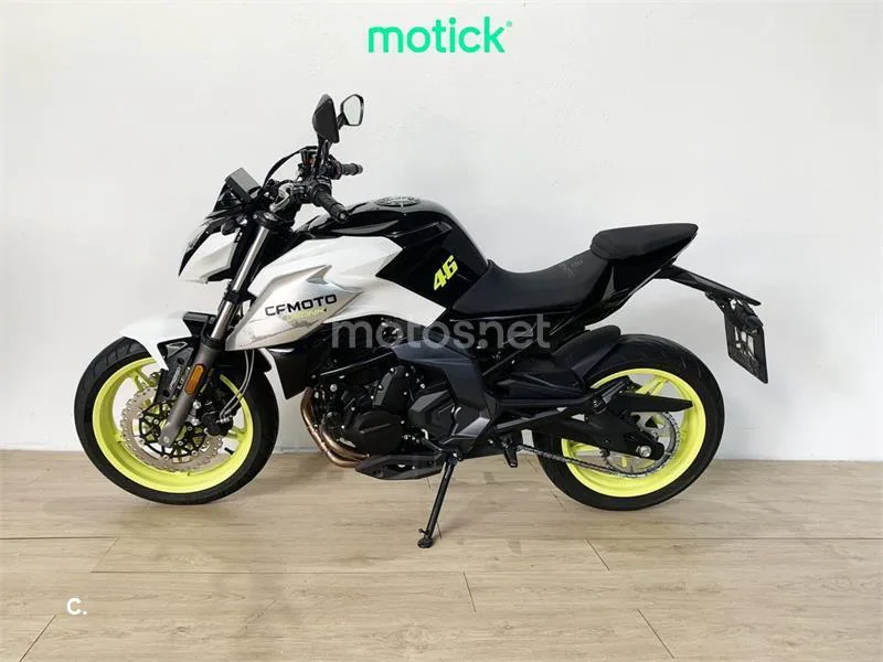 CFMOTO 650NK – Vista 6