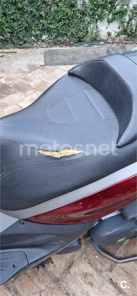 Piaggio Beverly Sport Touring 350 - Vista 5