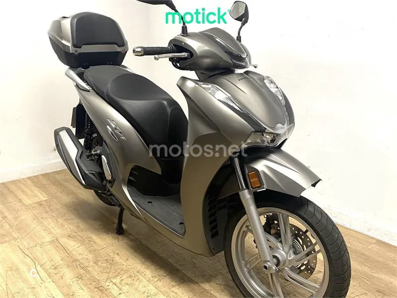 Honda SH 350i – Vista 9