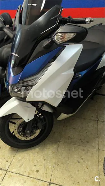 Honda Forza 125 – Vista 9