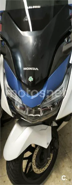 Honda Forza 125 – Vista 10