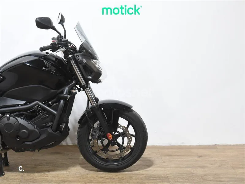 Honda NC 750 – Vista 4