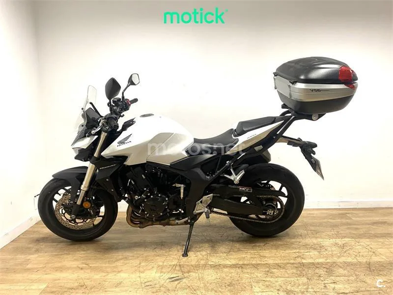 Honda CB 1000 Hornet – Vista 5