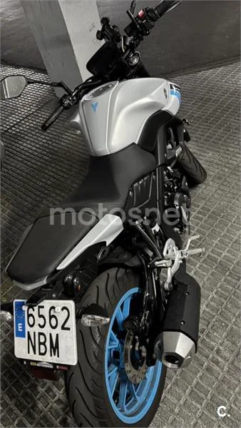 Yamaha MT-125 – Vista 10