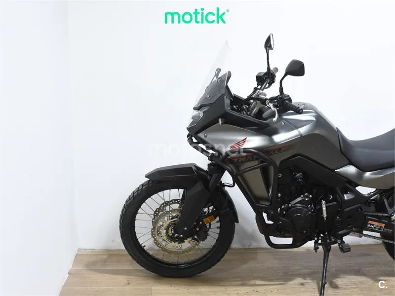 Honda XL 750 Transalp – Vista 8