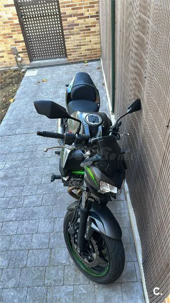 Kawasaki Z650 – Vista 6