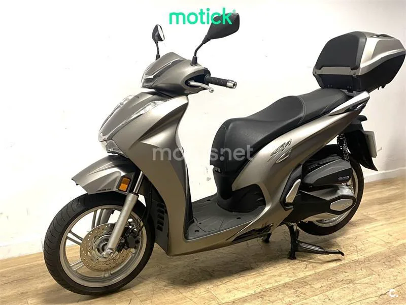 Honda SH 350i – Vista 10