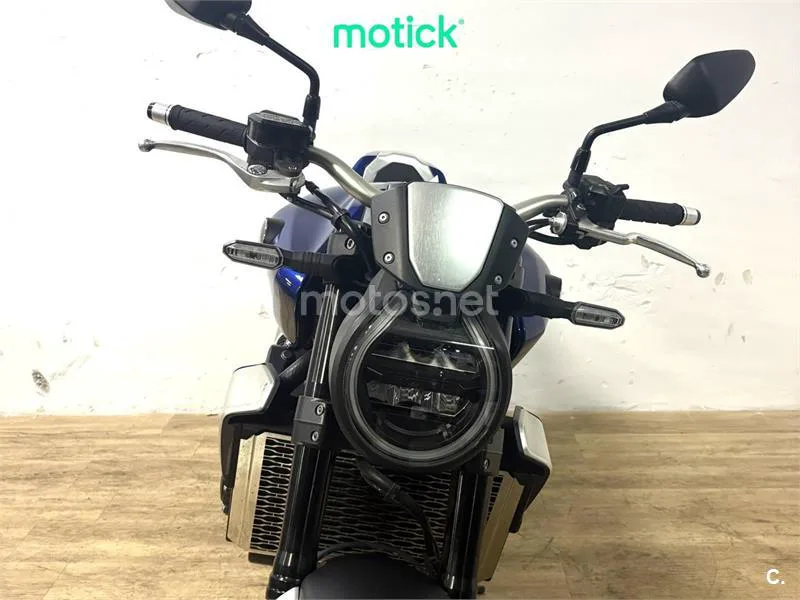 Honda CB 1000R – Vista 6