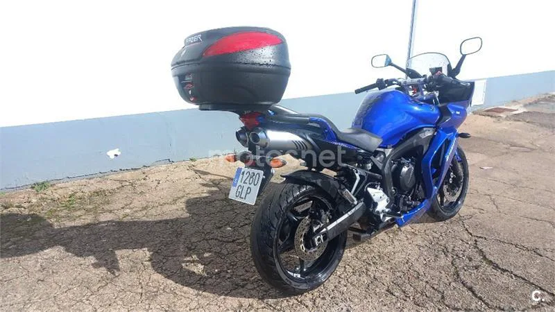 Yamaha FZ6 Fazer – Vista 3