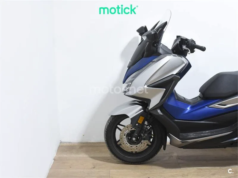 Honda Forza 125 – Vista 8
