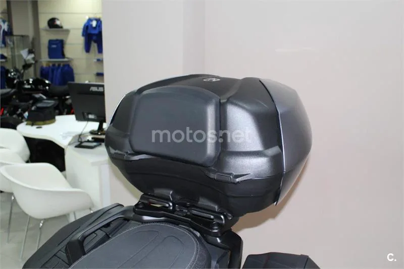 Yamaha Tracer 9 – Vista 19
