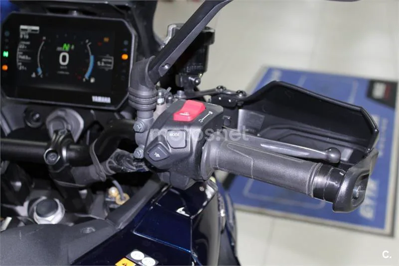 Yamaha Tracer 9 – Vista 8