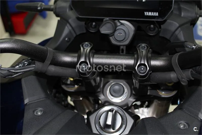 Yamaha Tracer 9 – Vista 9