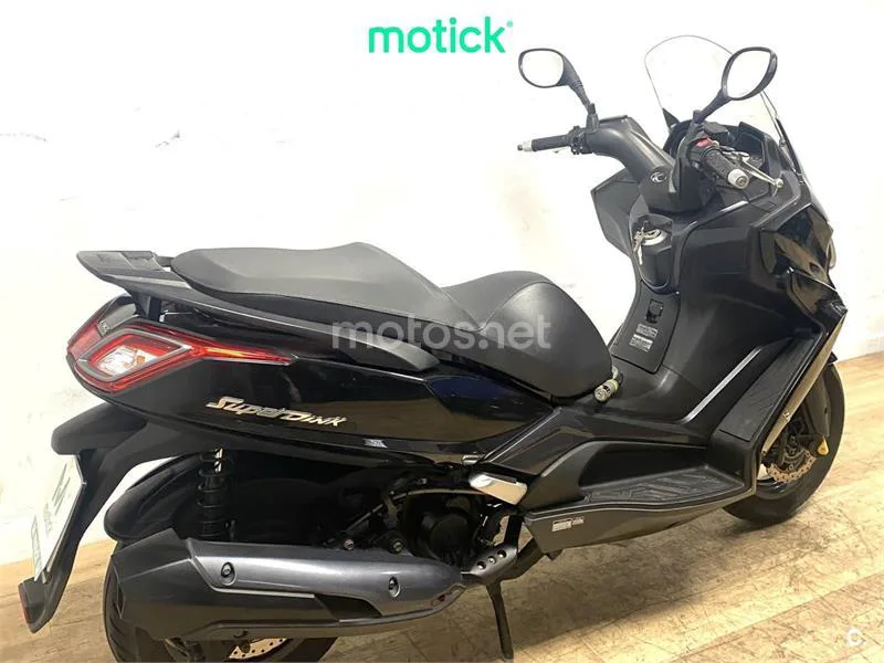 Kymco Super Dink 350 – Vista 6
