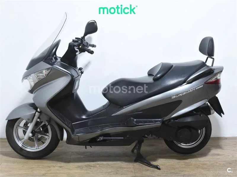Suzuki Burgman 200 – Vista 7