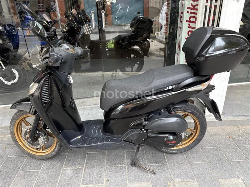 Honda SH125i - Vista 4