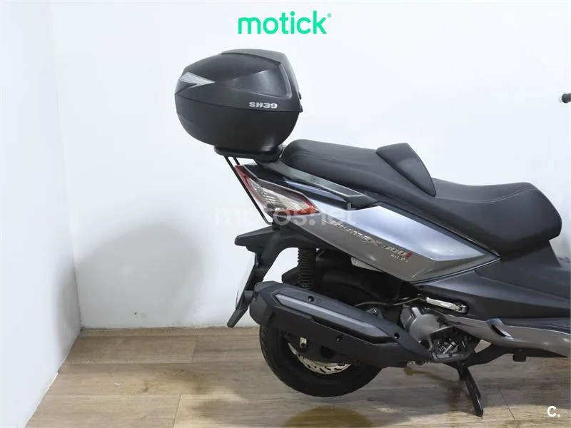 SYM Joymax 300 – Vista 3