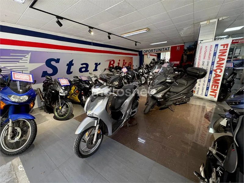Honda SH 125i – Vista 11