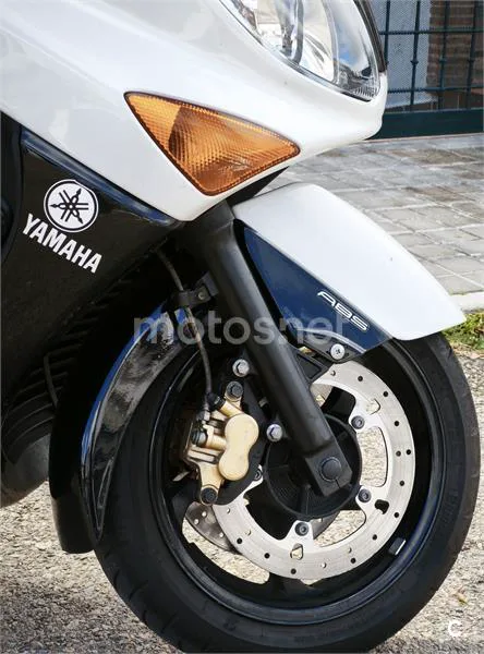 Yamaha TMAX 500 – Vista 4