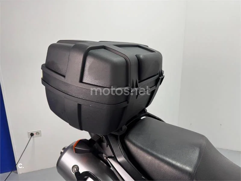 Suzuki V-Strom 650 – Vista 8