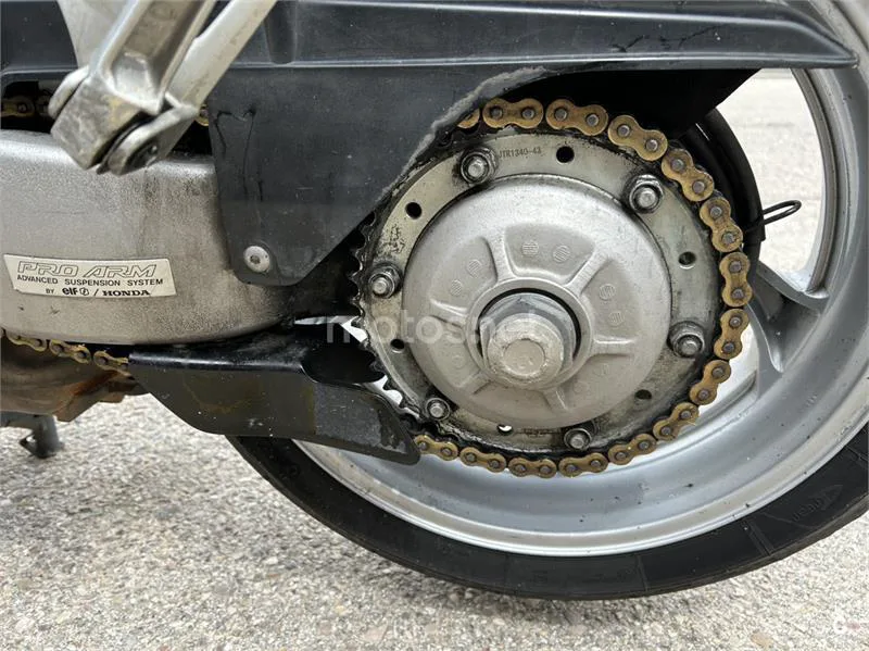 Honda VFR 800 FI – Vista 8