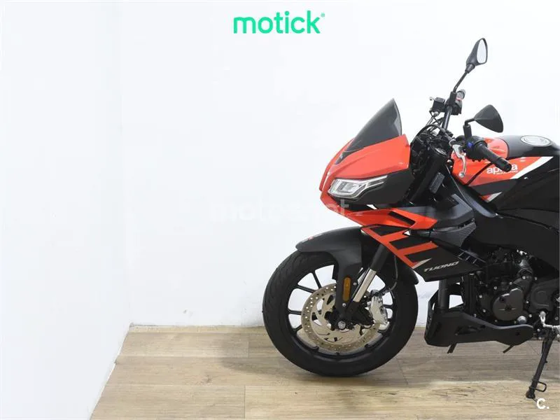 Aprilia Tuono 125 – Vista 8