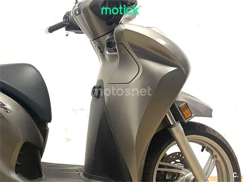 Honda SH 350i – Vista 3