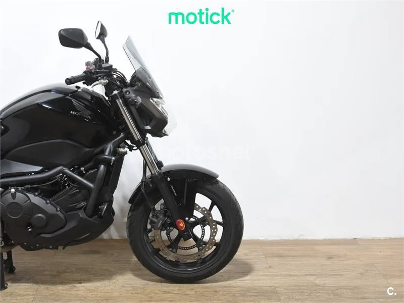 Honda NC 750 – Vista 4
