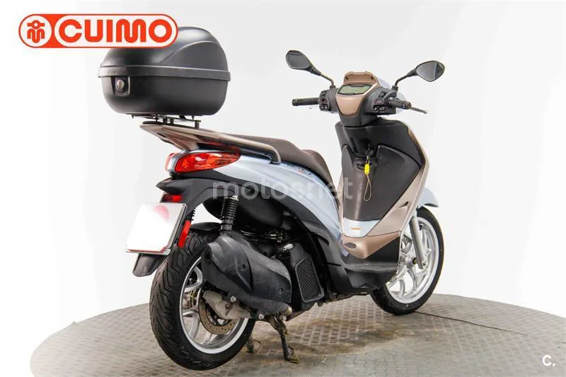 Piaggio Medley – Vista 4