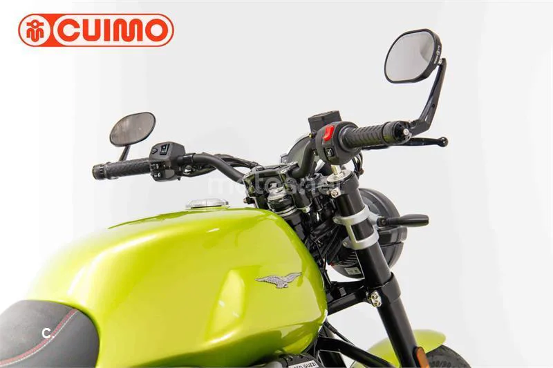 Moto Guzzi V7 – Vista 15