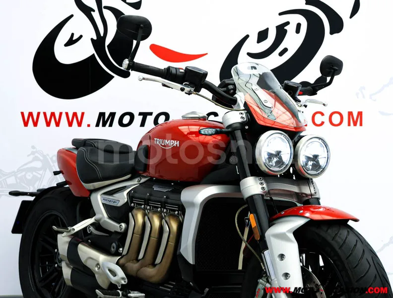 Triumph Rocket 3 – Vista 4