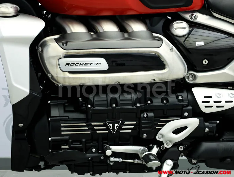 Triumph Rocket 3 – Vista 9