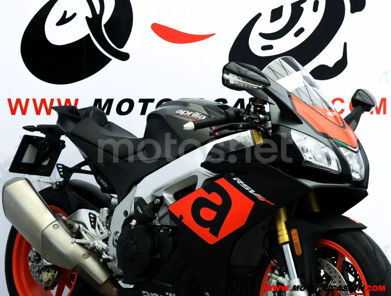 Aprilia RSV4 – Vista 4