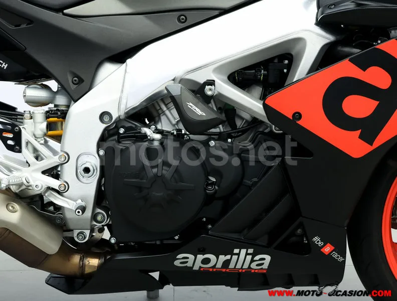 Aprilia RSV4 – Vista 5